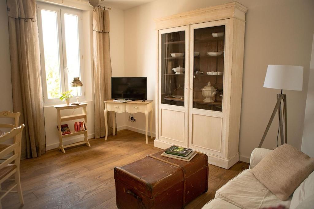 La Maison Du Bassin LʼIsle-sur-la-Sorgue Exteriér fotografie